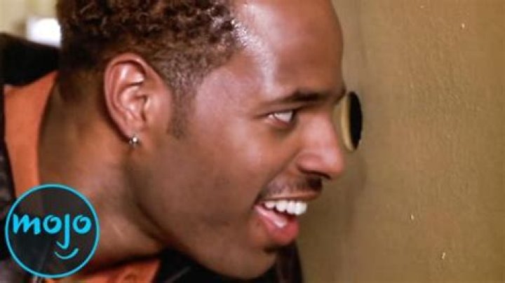 10 Hilarious Movie Sex Scenes