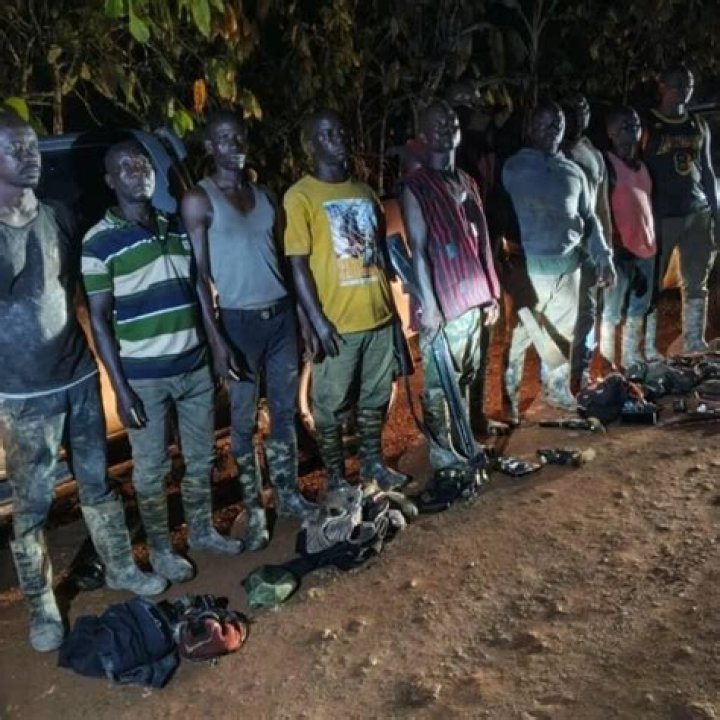 11 SHS headteachers indicted for extorting illegal fees from students