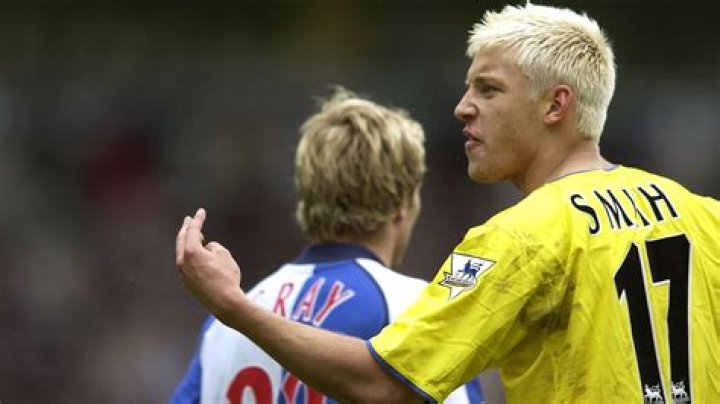 Alan Smith Biography - Childhood, Life Achievements & Timeline