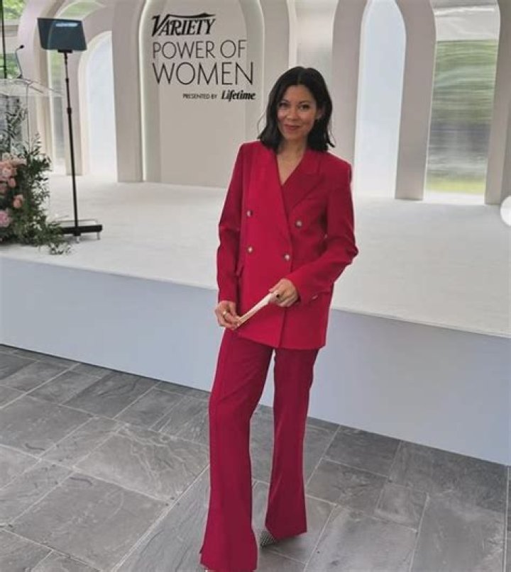 Alex Wagner height and weight