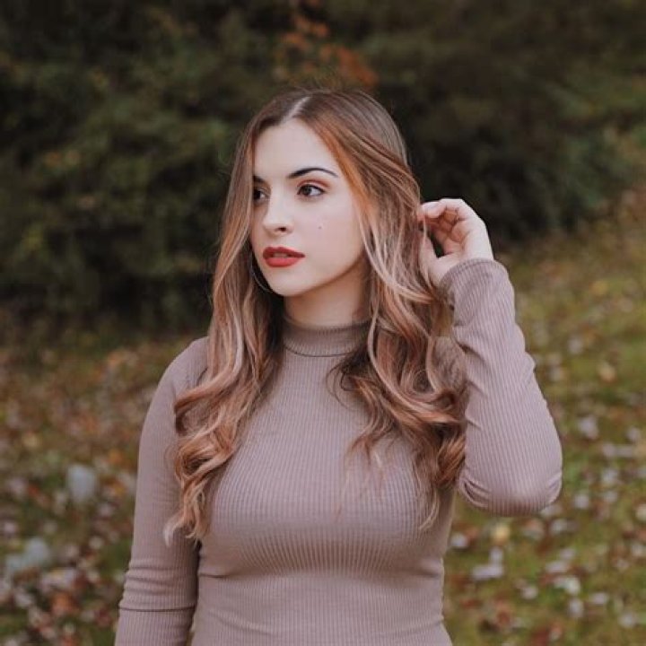 Alyssa Shouse Biography - Facts, Childhood, Family Life & Achievements