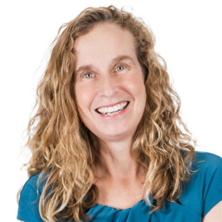 Dr. Ann Russell, MD – Omaha, NE