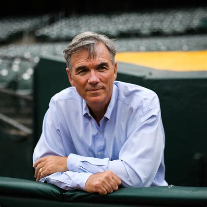 Billy Beane Biography - Facts, Childhood, Family Life & Achievements