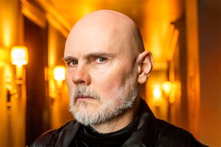 Billy Corgan Biography - Facts, Childhood, Family Life & Achievements
