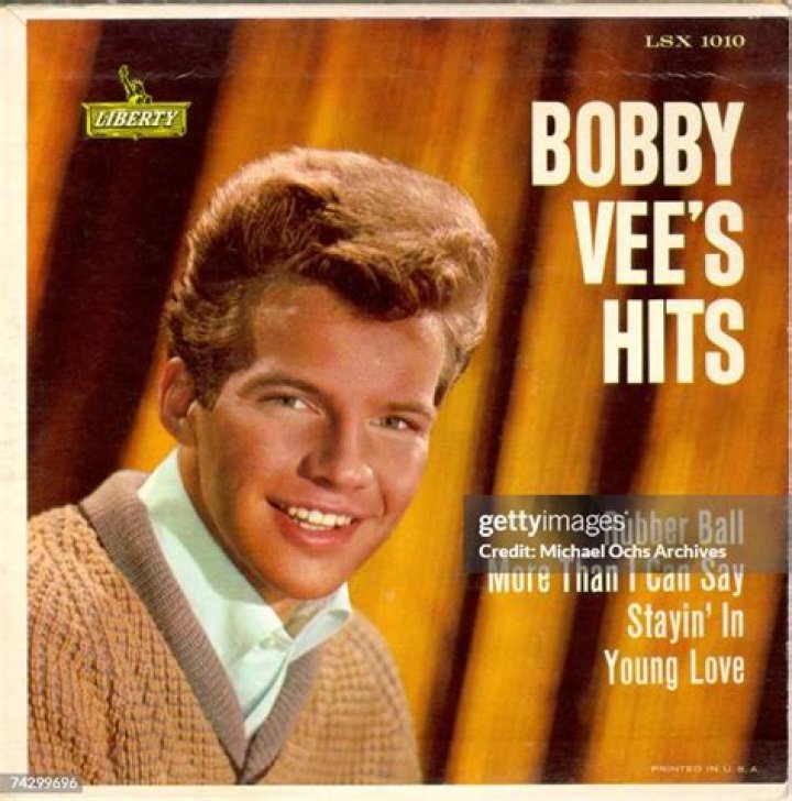 Bobby Vee Biography - Facts, Childhood, Family Life & Achievements
