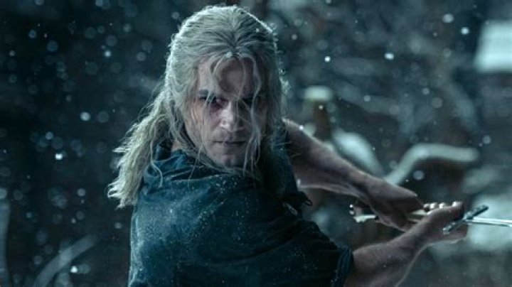 BossLogic imagines Henry Cavill as a Targaryen and it fits perfectly