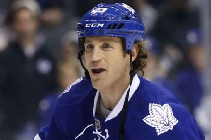 Brooks Laich Is Considering Becoming A Father After Julianne Hough Split