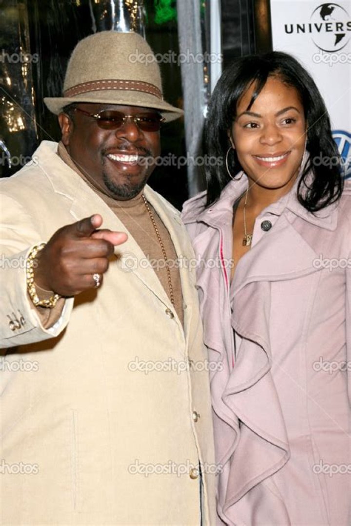 Cedric the Entertainer: Wife, net worth, tattoos, smoking & body facts