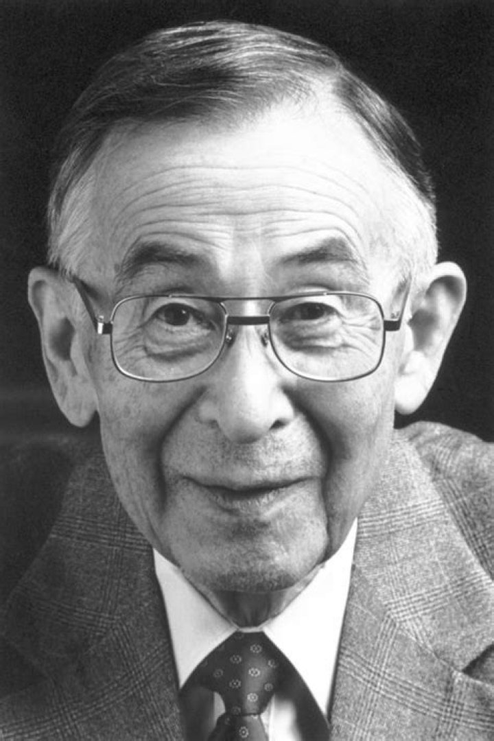 Charles J Pedersen Biography - Childhood, Life Achievements & Timeline