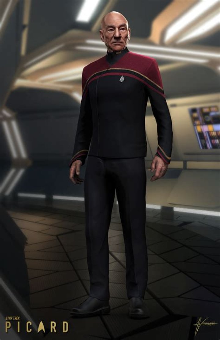 Here’s A Close-Up Look At The New Starfleet Uniforms In Star Trek: Picard