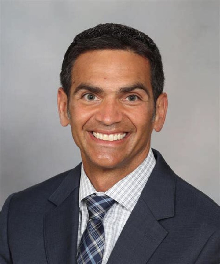 Dr. Christopher Viozzi, MD – Rochester, MN