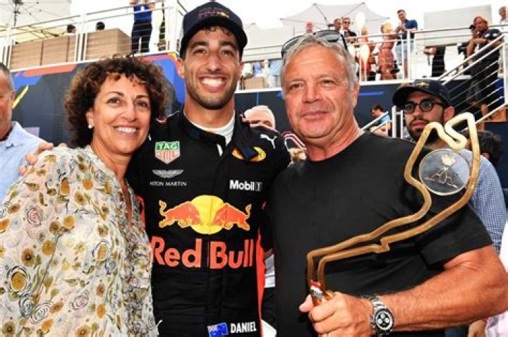 Daniel Ricciardo parents: Joe Ricciardo, Grace Ricciardo