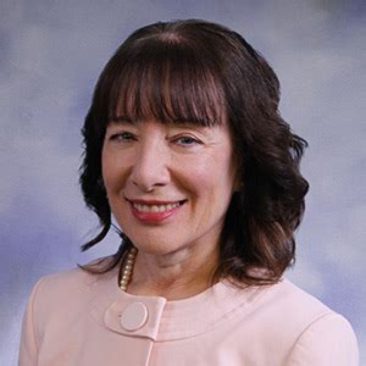 Dr. Darlene Sekerez, MD – Crown Point, IN