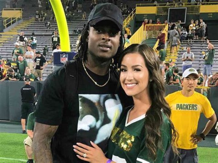 Davante Adams’s Wife Devanne Adams Age, Biography, Instagram, Daughter, Net Worth.