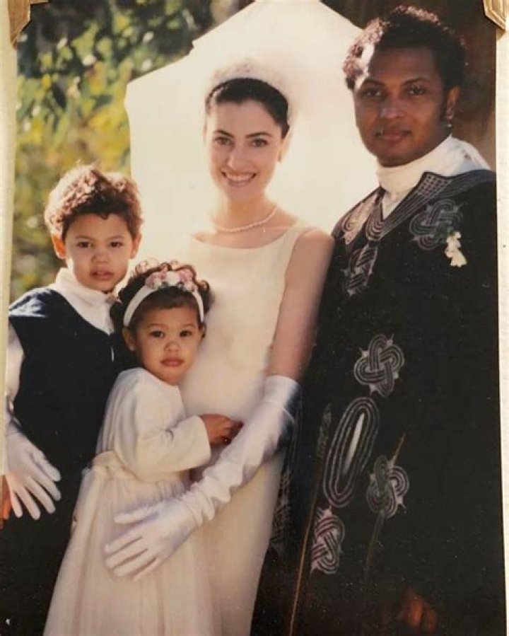 David Alexis Bio, Age, Madchen Amick, Children, Networth, Instagram