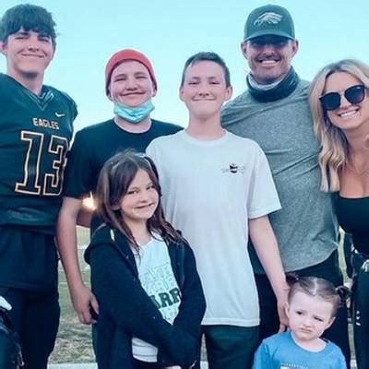 David Carr children: Cooper Carr, Tyler Carr, Austin Carr