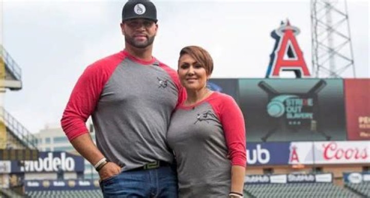 Deidre Pujols Wikipedia, age, birthday, height, husband, children, family, haircut, Instagram, net worth