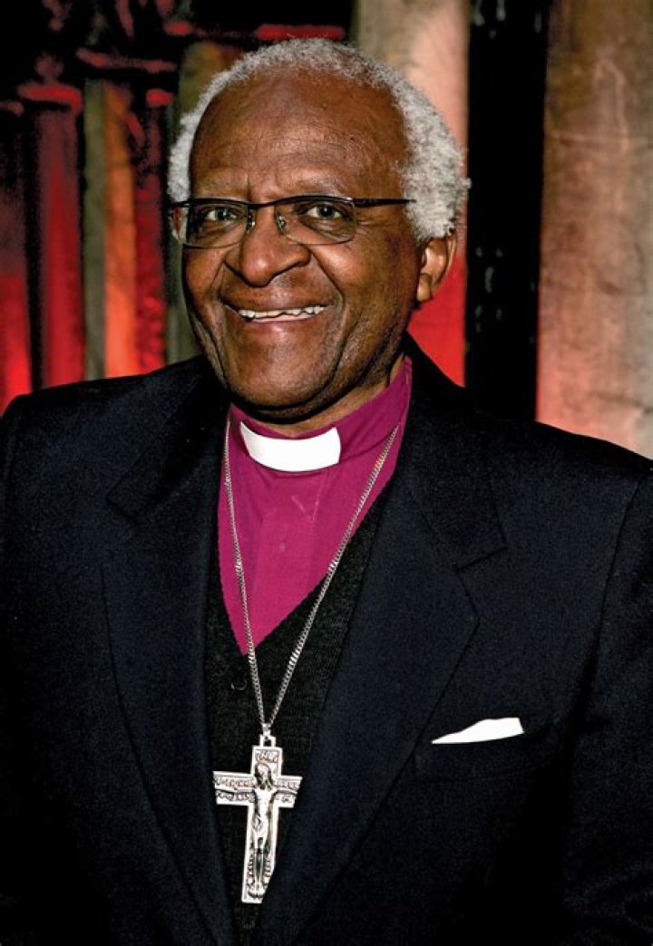 Desmond Tutu Biography - Facts, Childhood, Family Life & Achievements