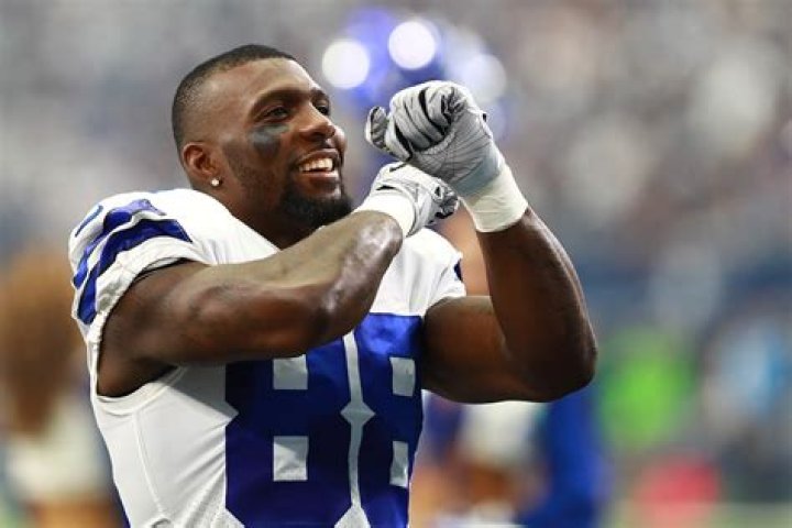 Dez Bryant Biography - Facts, Childhood, Family Life & Achievements