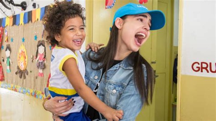 Does Sofia Carson have a child? – Celebrity