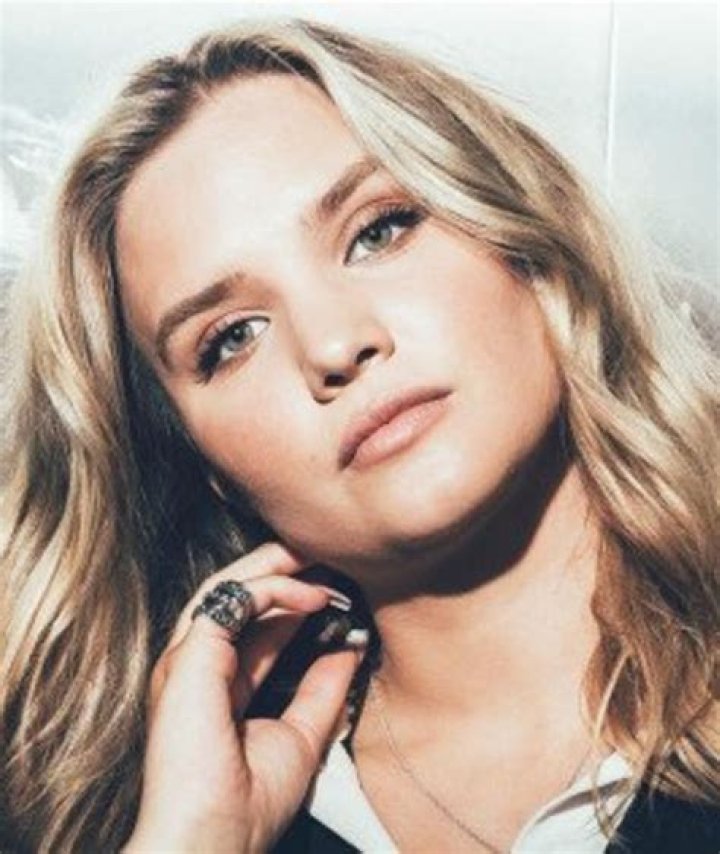 Elsa Öhrn Wiki, Boyfriend, Age, Height & Parents