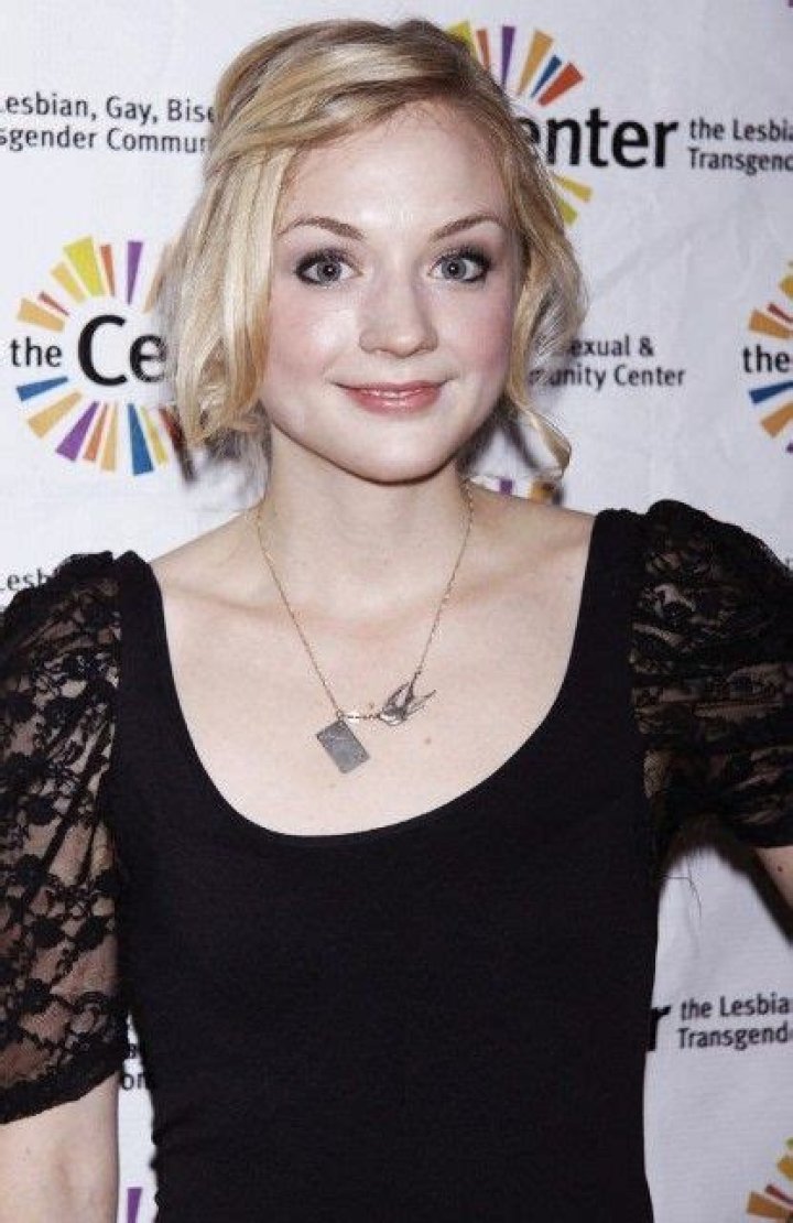 Emily Kinney Bra Size, Age, Weight, Height, Measurements