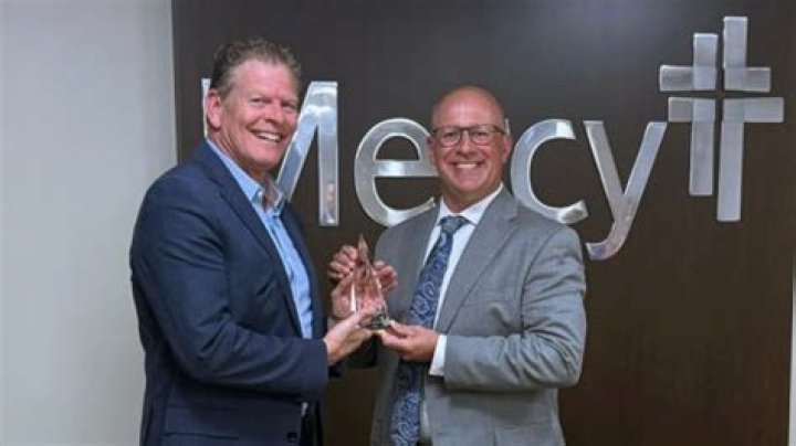 Dr. Eric Carlson, MD – Knoxville, TN