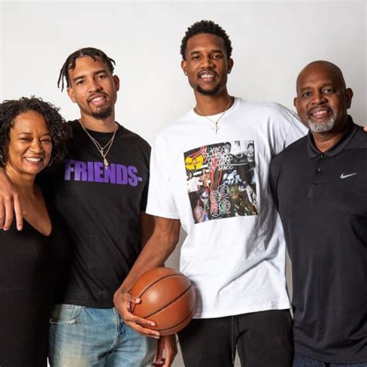Evan Mobley Parents: Meet Eric Mobley and Nicol Mobley