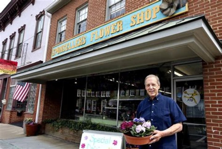 Explore Harry Leong Obituary, Owner of Capital’s Oldest Flower Shop