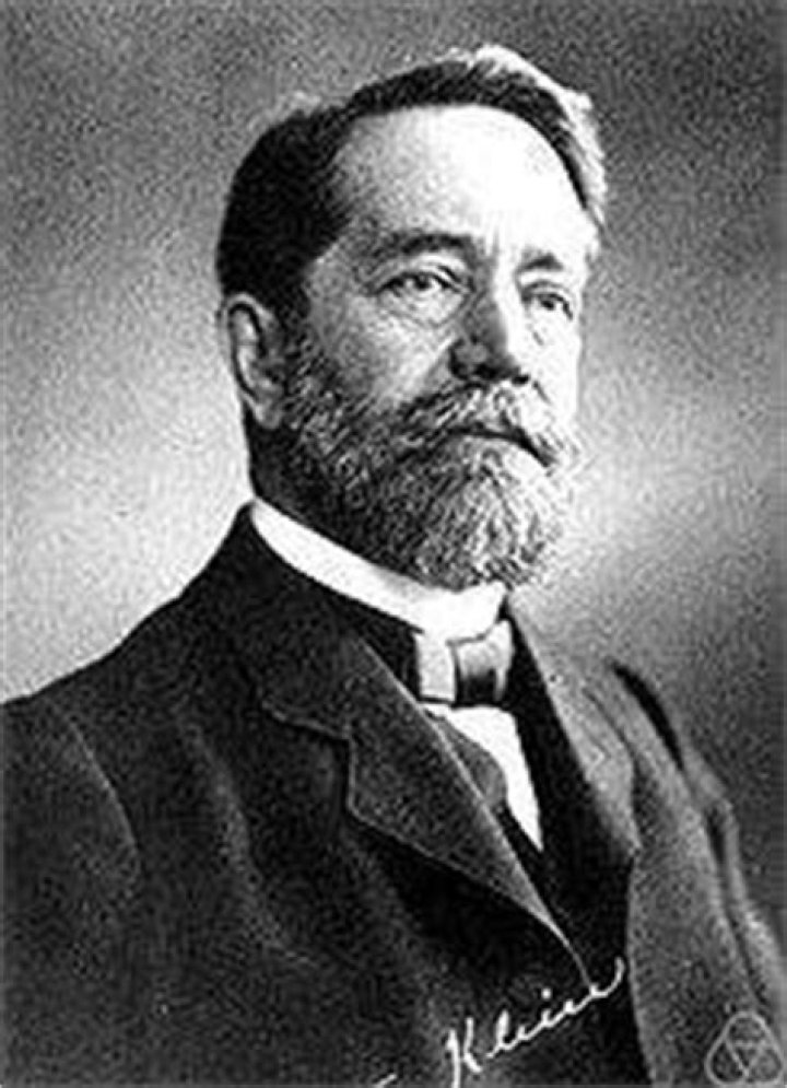 Felix Christian Klein Biography - Facts, Childhood, Family, Life History & Achievements of German Mathematician