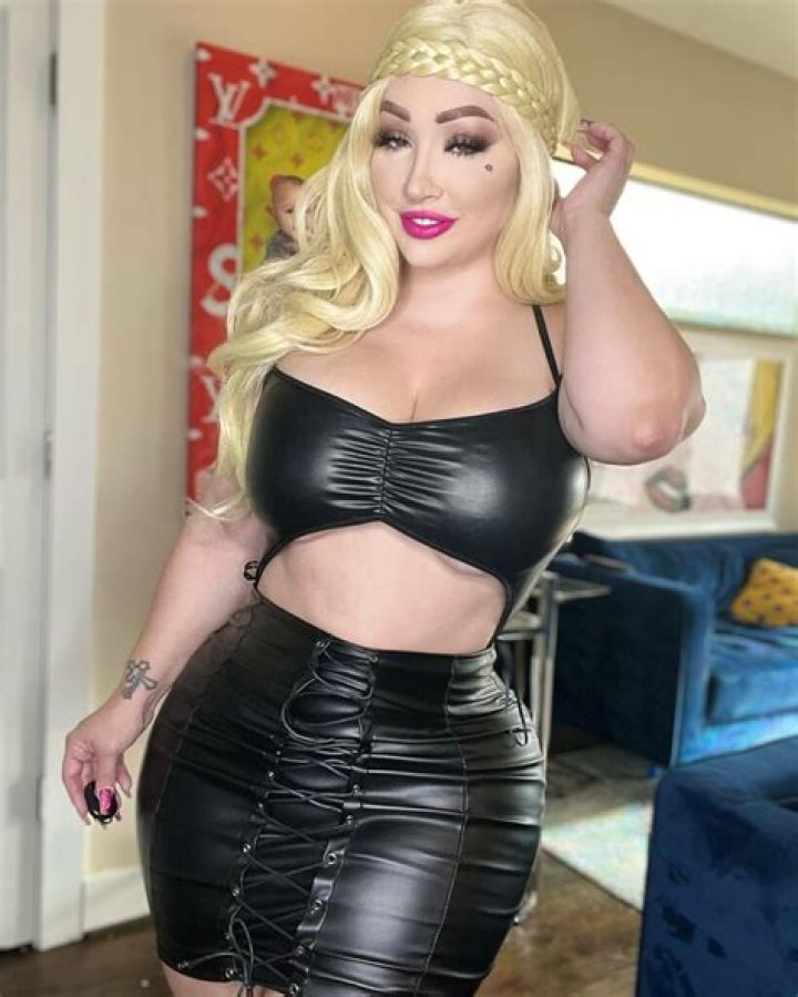 Finola Hughes’s Net Worth, Biography, Career, Awards, Fact and Life Story