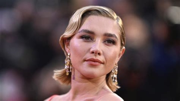 Florence Pugh credits Marvel with helping her through another massive year