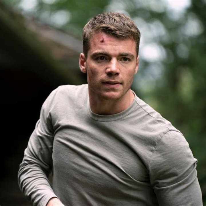 Gabriel Basso Wiki, Age, Girlfriend, Height, Parents & Net Worth