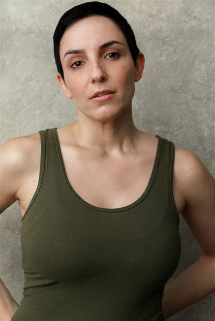 Genevieve Gauss Wiki, Age, Husband, Height & Family