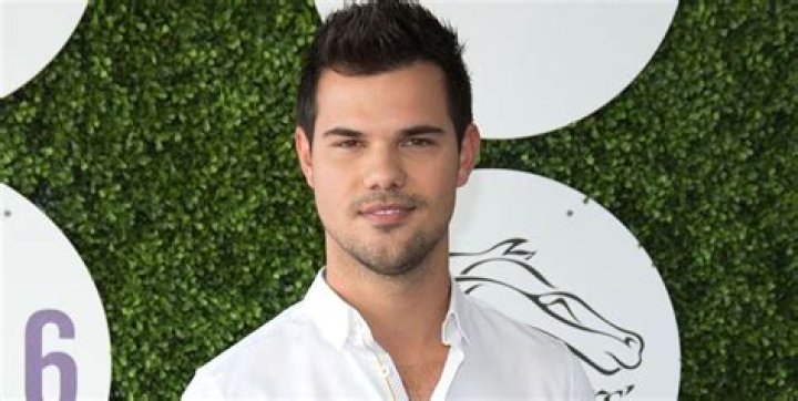 Here’s what’s happened to Taylor Lautner 10 years after ‘Twilight’