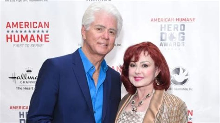 How many times was Naomi Judd married? Meet Larry Strickland, Michael C. Ciminella