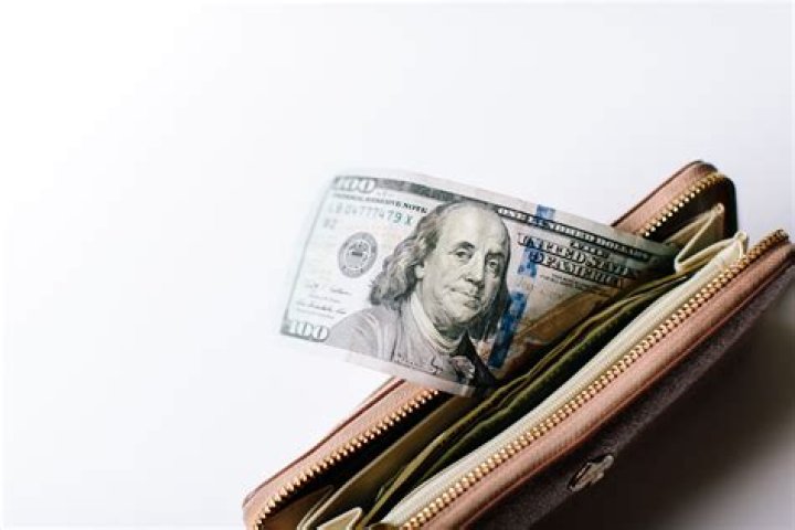 
How Much Money Does Angelique Kerber Make? Latest Income Salary
