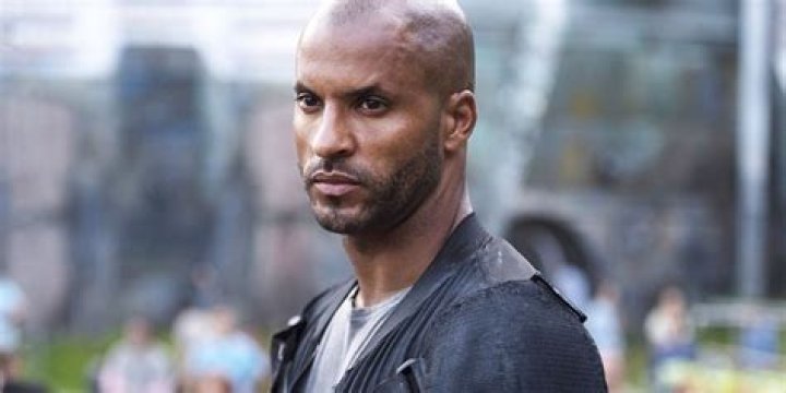 How Old Is Octavia In The 100 In Real Life? – Celebrity