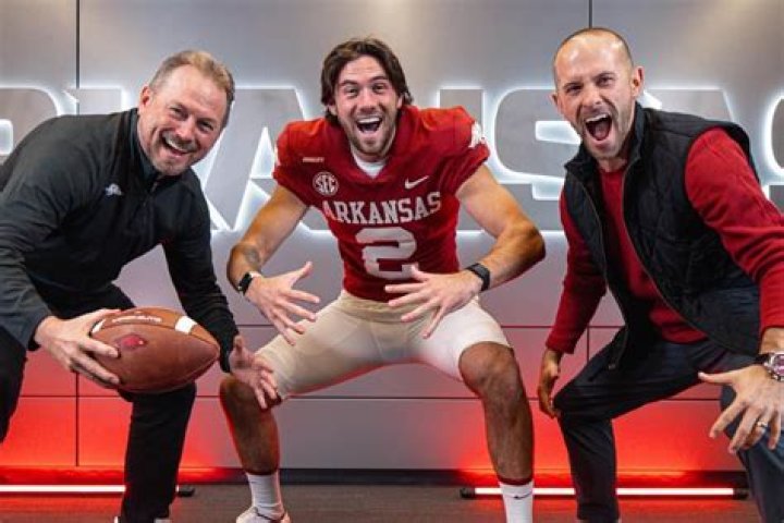 Is Arkansas kicker little related to Steve Little? – Celebrity