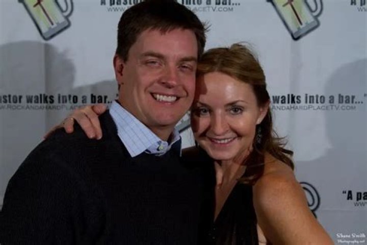 Is Jim Breuer's wife Dee Breuer still alive?