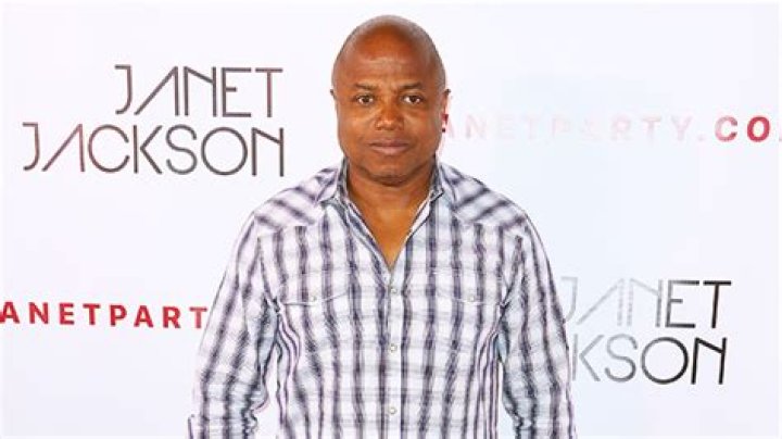 Is Randy Jackson part of the Jackson family? Who is Randy Jackson from American Idol related to?