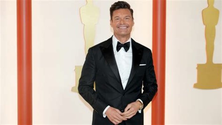 Is Ryan Seacrest leaving ‘American Idol’ for ‘Wheel of Fortune,’ or will he host both?