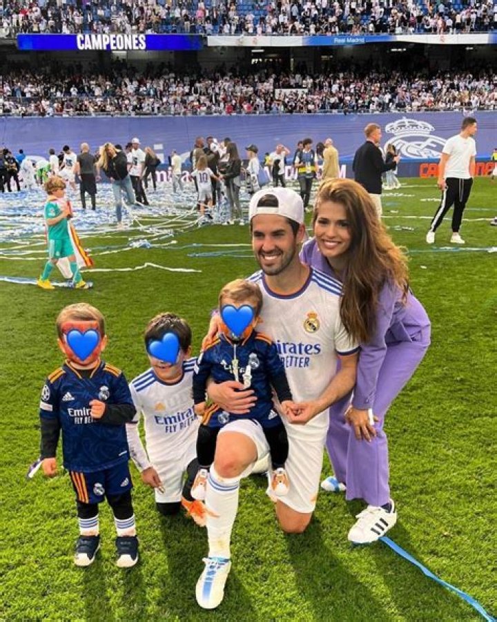 Isco family: Wife, children, parents, siblings