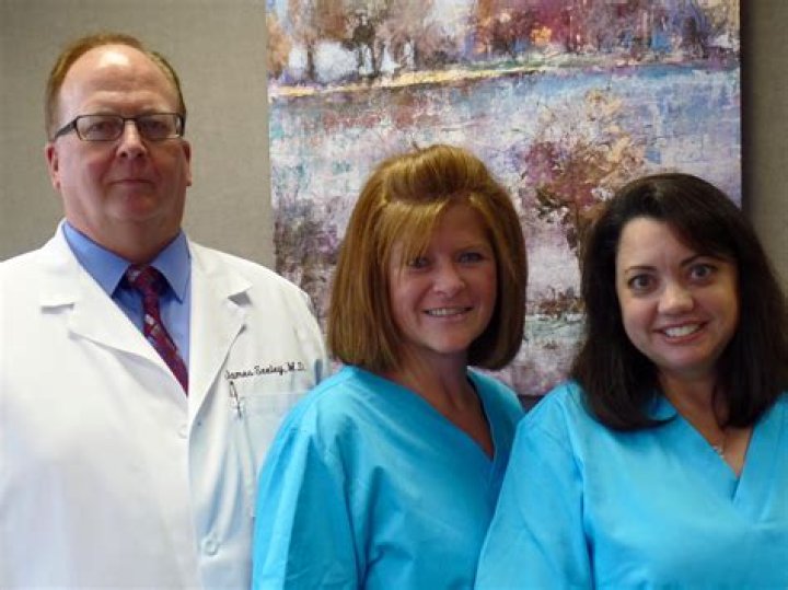 Dr. James Seeley III, MD – Springfield, TN