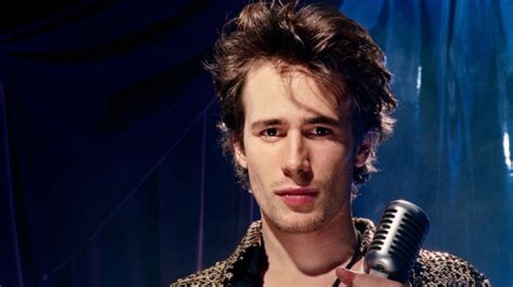 Jeff Buckley Biography - Facts, Childhood, Family Life & Achievements