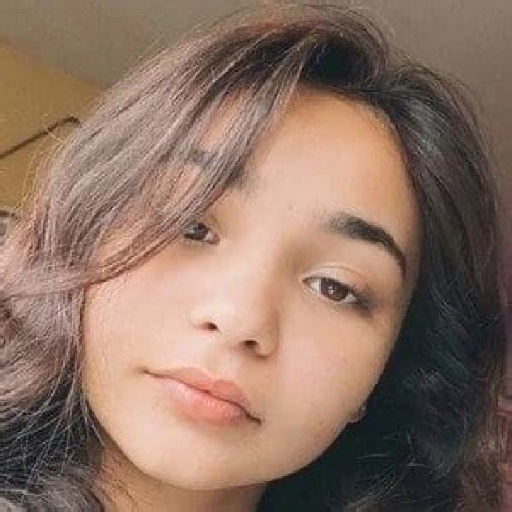 Jenna Qureshi Bio, age, height, parents, Dear Edward cast, net worth