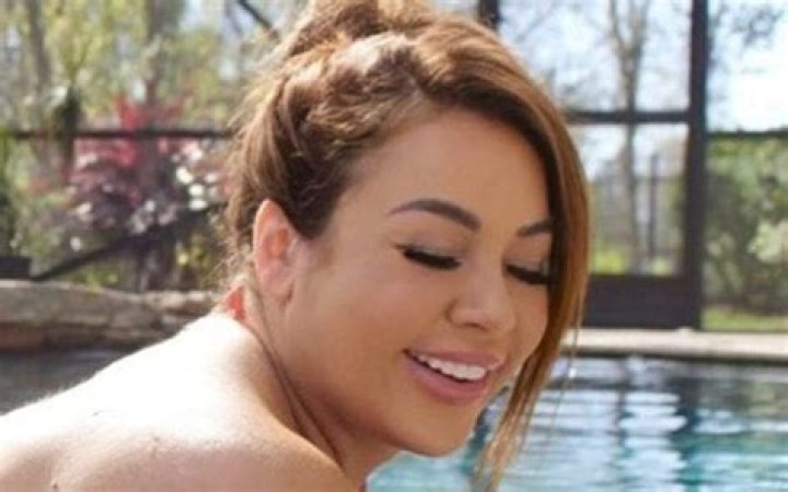 Jenni Neidhart wiki, Onlyfans, Biography, Age, Net Worth