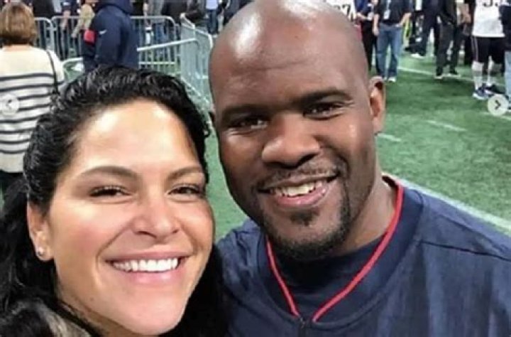 Jennifer Maria Duncan Flores Nationality, Parents, and Ethnicity