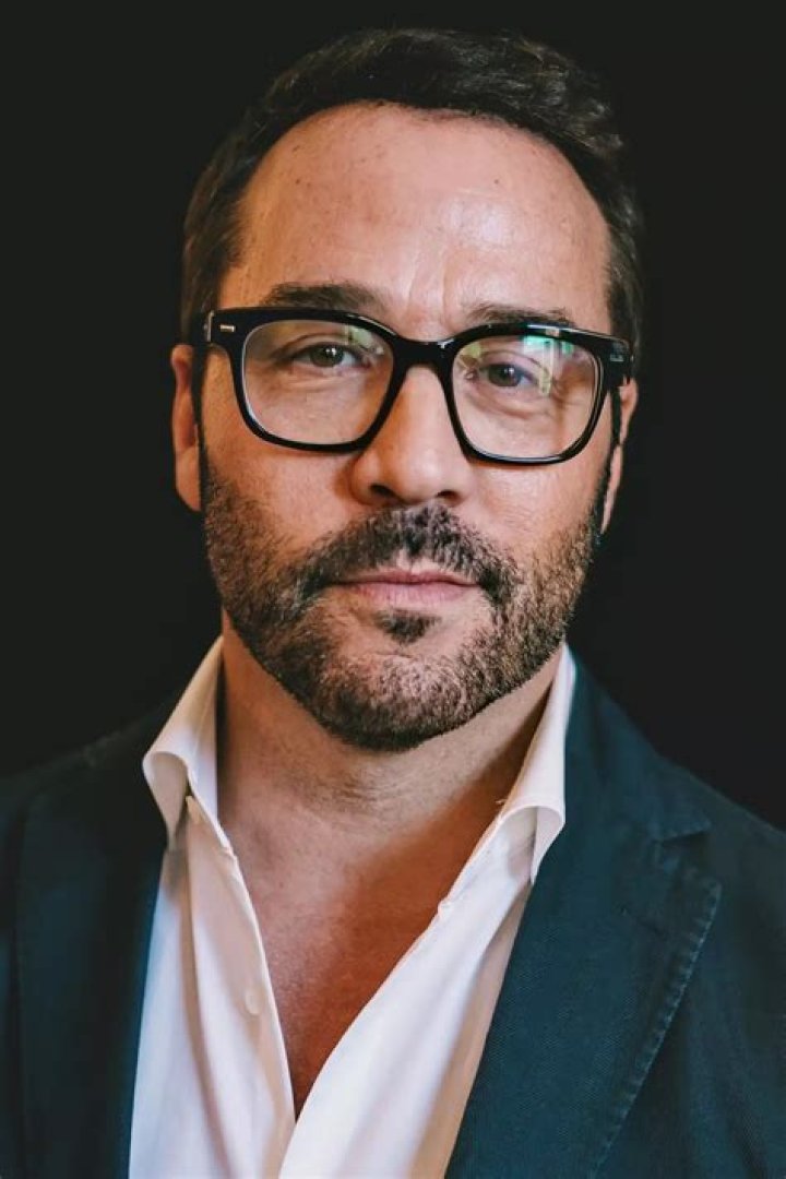 Jeremy Piven Biography - Facts, Childhood, Family Life & Achievements