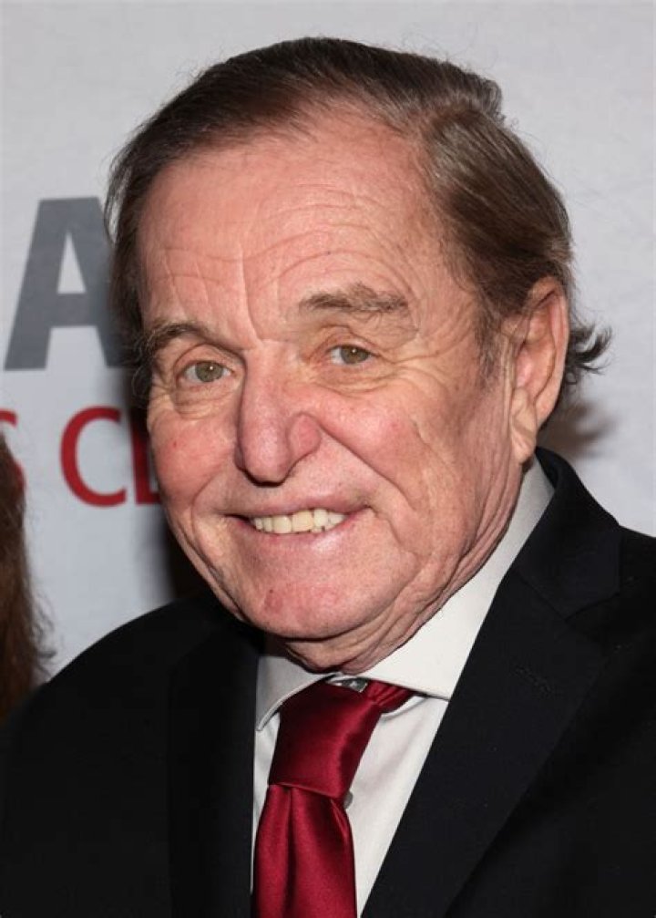Jerry Mathers Biography - Facts, Childhood, Family Life & Achievements of Actor